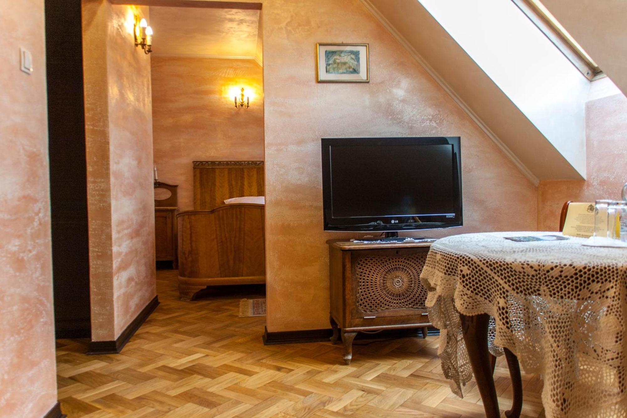 Dwor Anna Bed & Breakfast Ciecierzyn ห้อง รูปภาพ