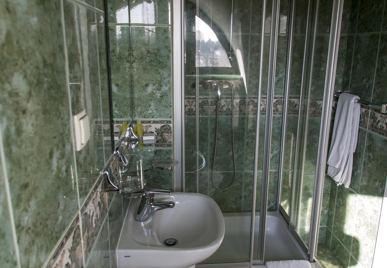 Dwor Anna Bed & Breakfast Ciecierzyn ห้อง รูปภาพ